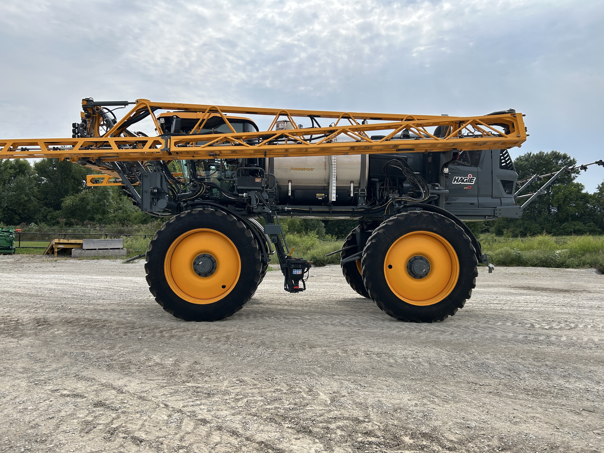  2022 Hagie STS12 at Heritage Tractor in Pittsburg, KS