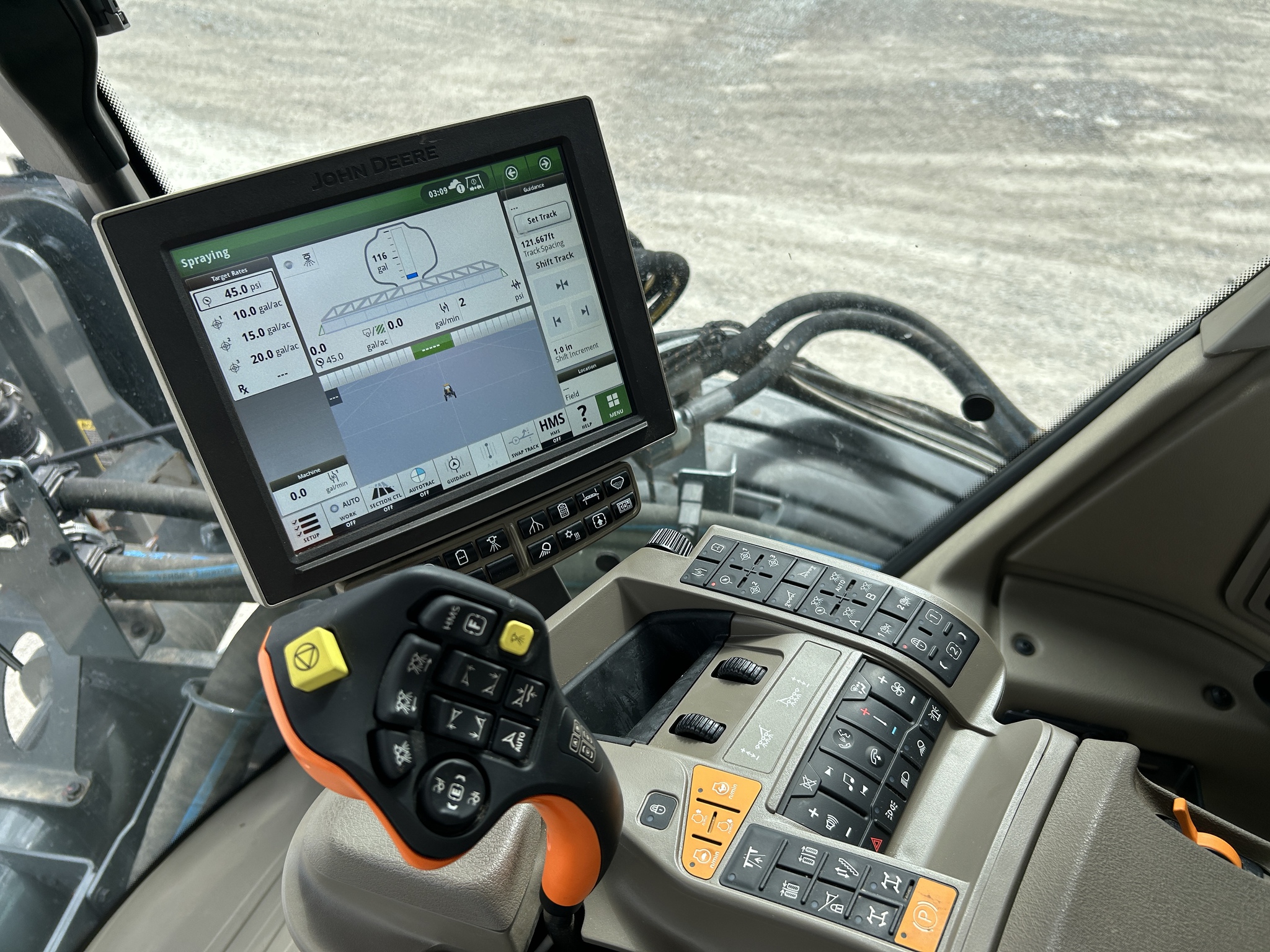  2022 Hagie STS12 at Heritage Tractor in Pittsburg, KS