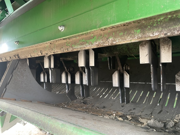 Used 2019 John Deere S790 Combines at Horizon Ag & Turf in Vermilion, AB - Photo9