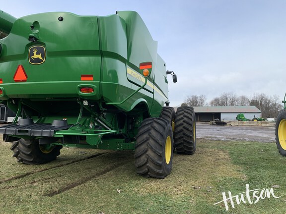 Photo of 2024 John Deere S790