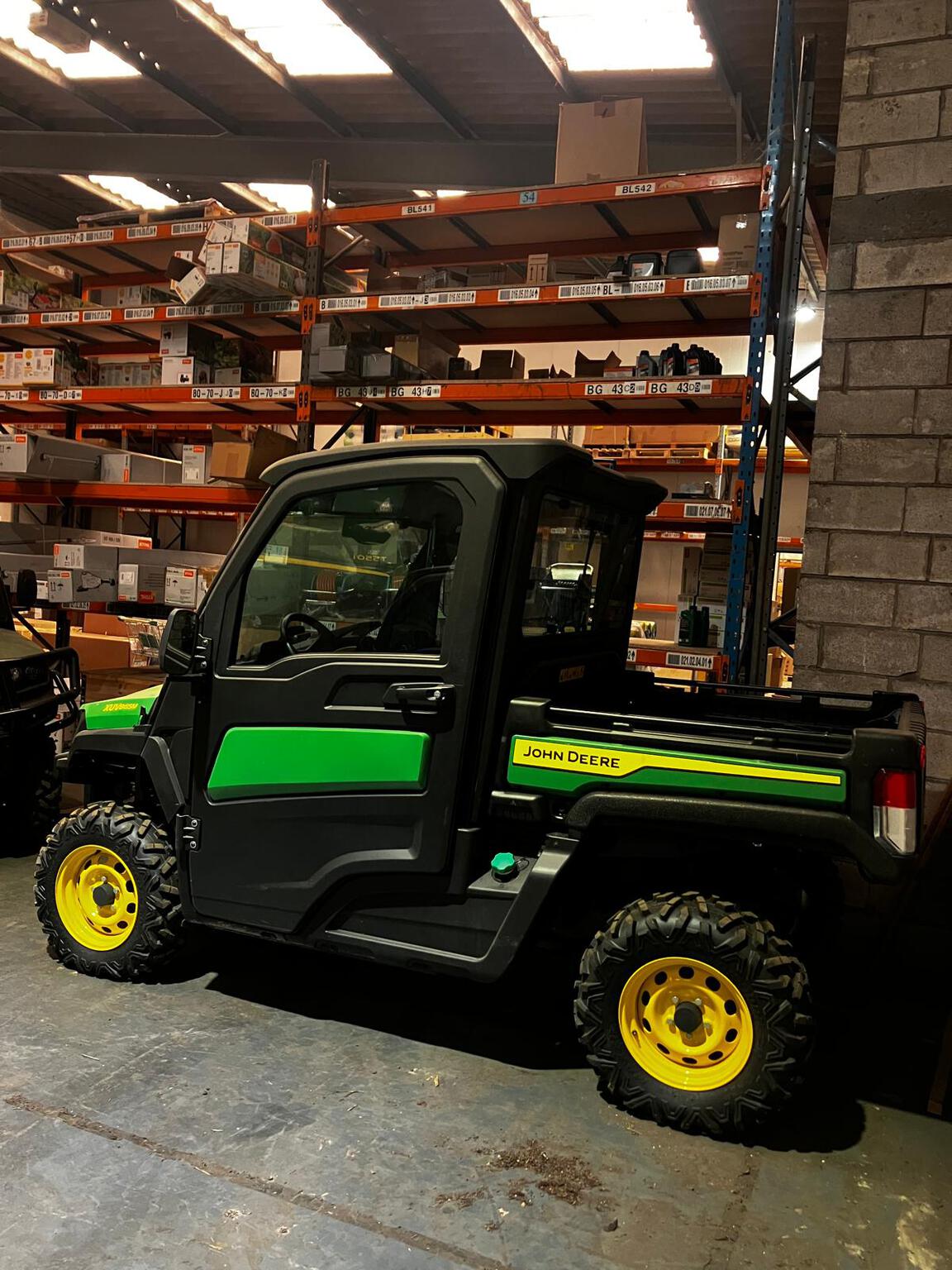 2023 John Deere XUV 865M