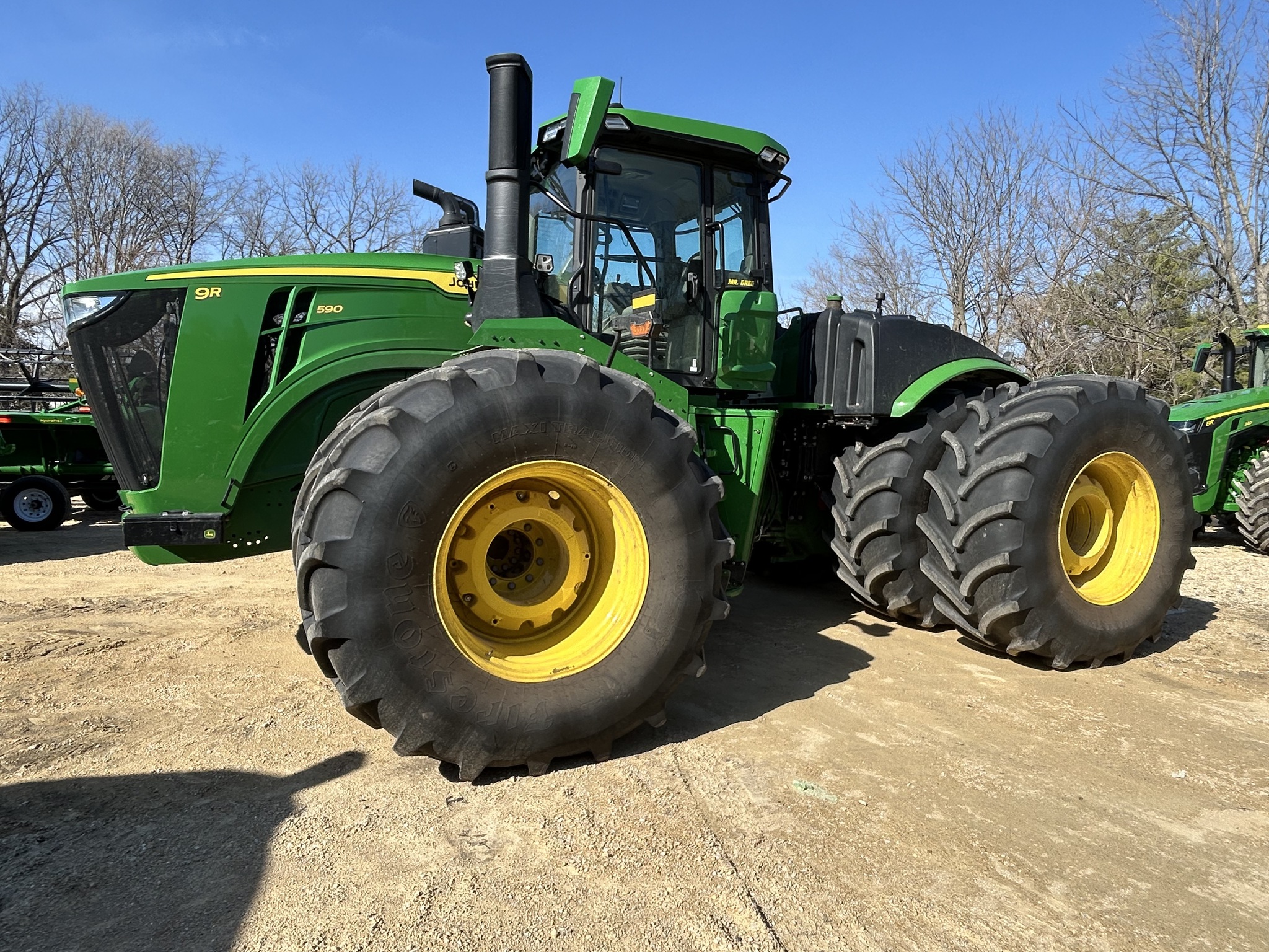  2025 John Deere 9R 590 at Heritage Tractor in Freeport, IL