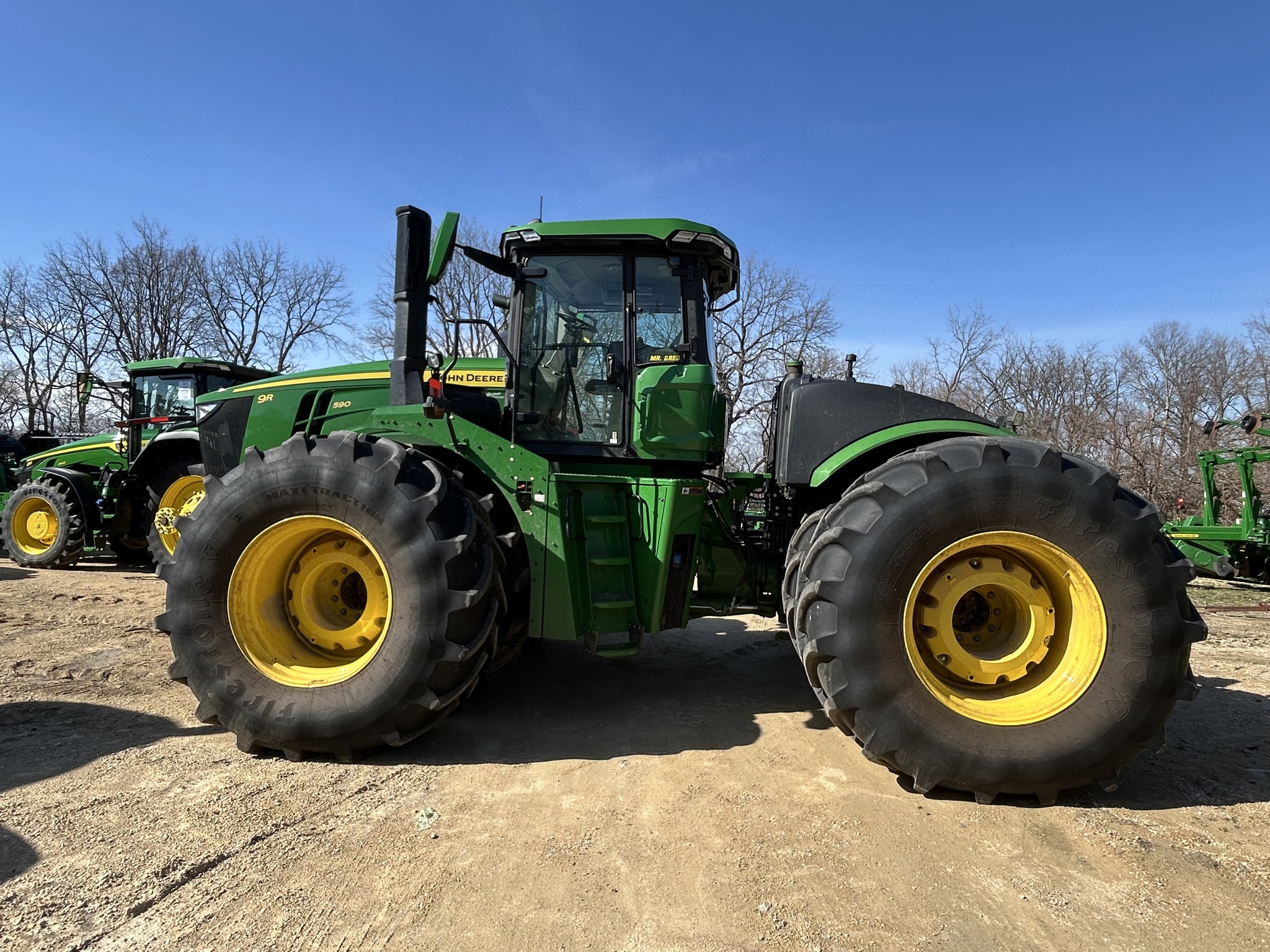  2025 John Deere 9R 590 at Heritage Tractor in Freeport, IL