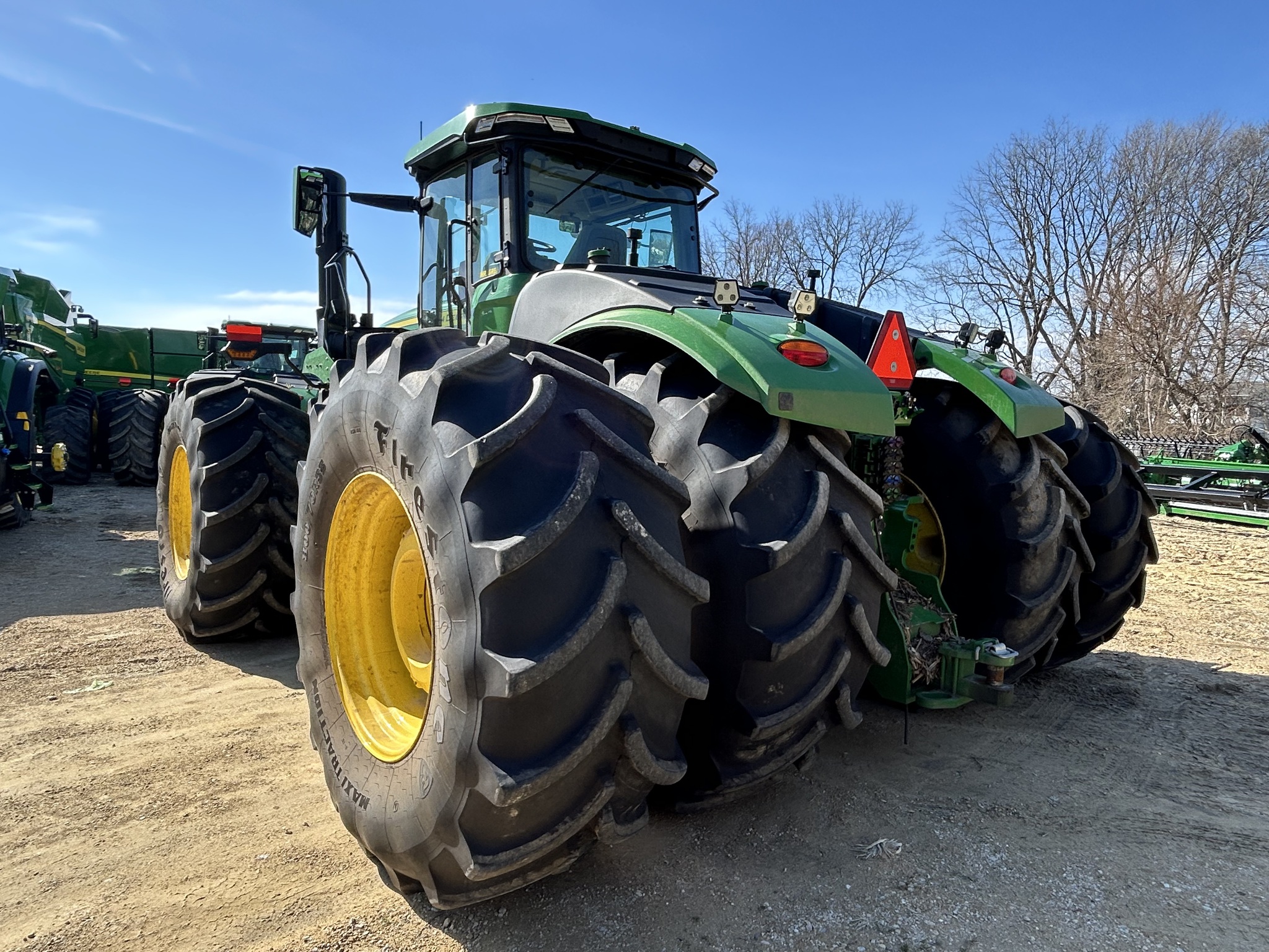  2025 John Deere 9R 590 at Heritage Tractor in Freeport, IL