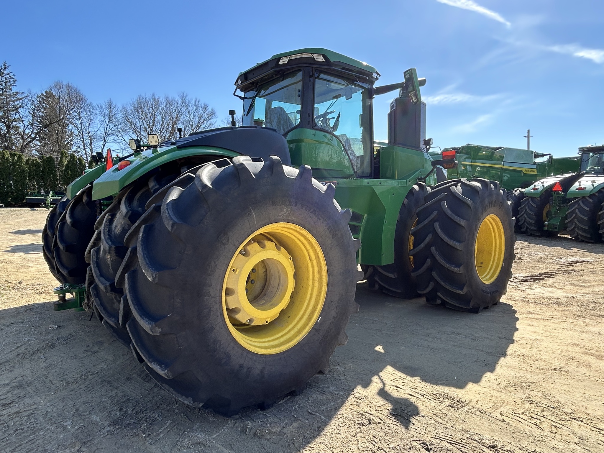  2025 John Deere 9R 590 at Heritage Tractor in Freeport, IL
