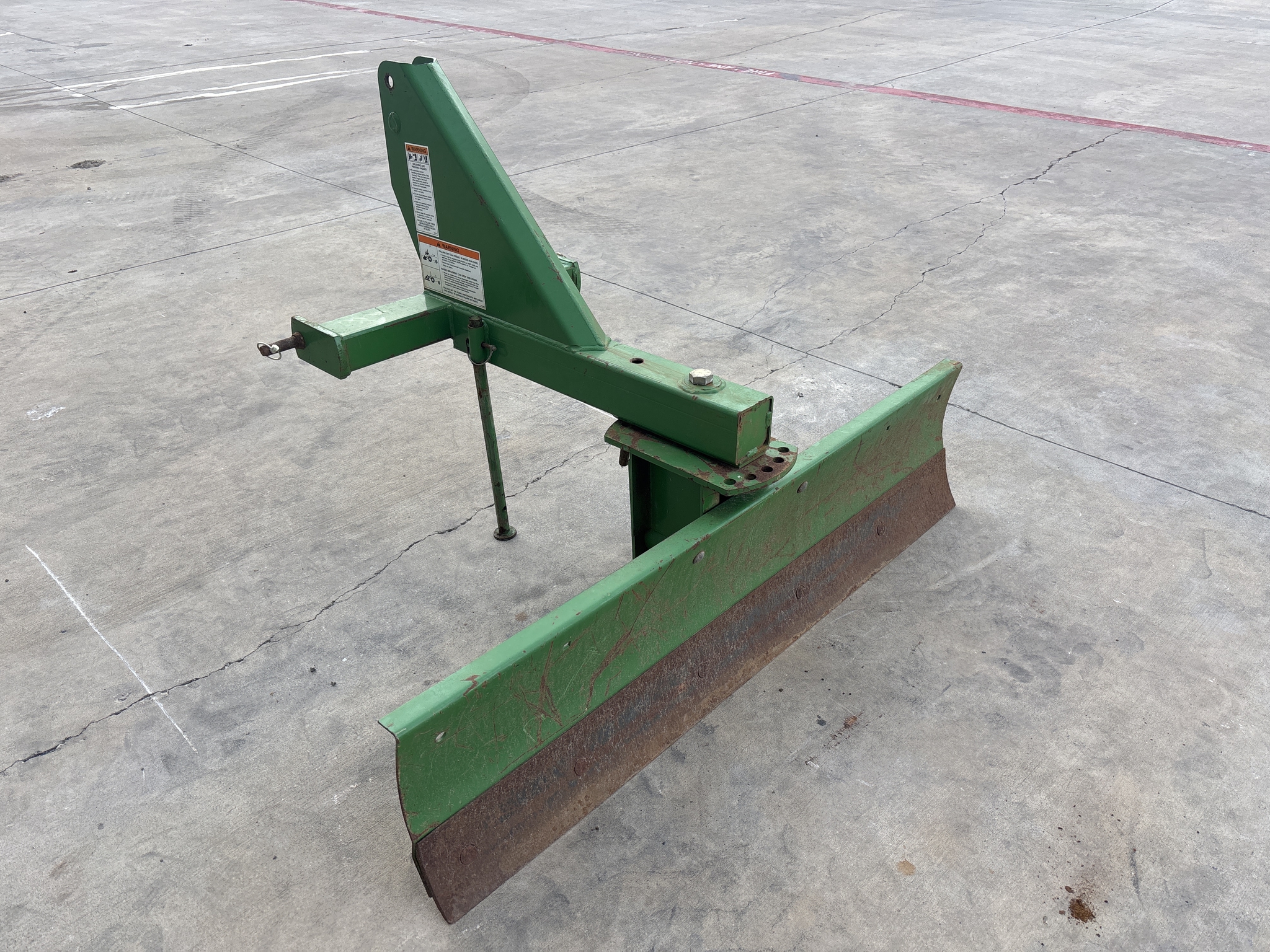 2000 John Deere 4100 Image 28