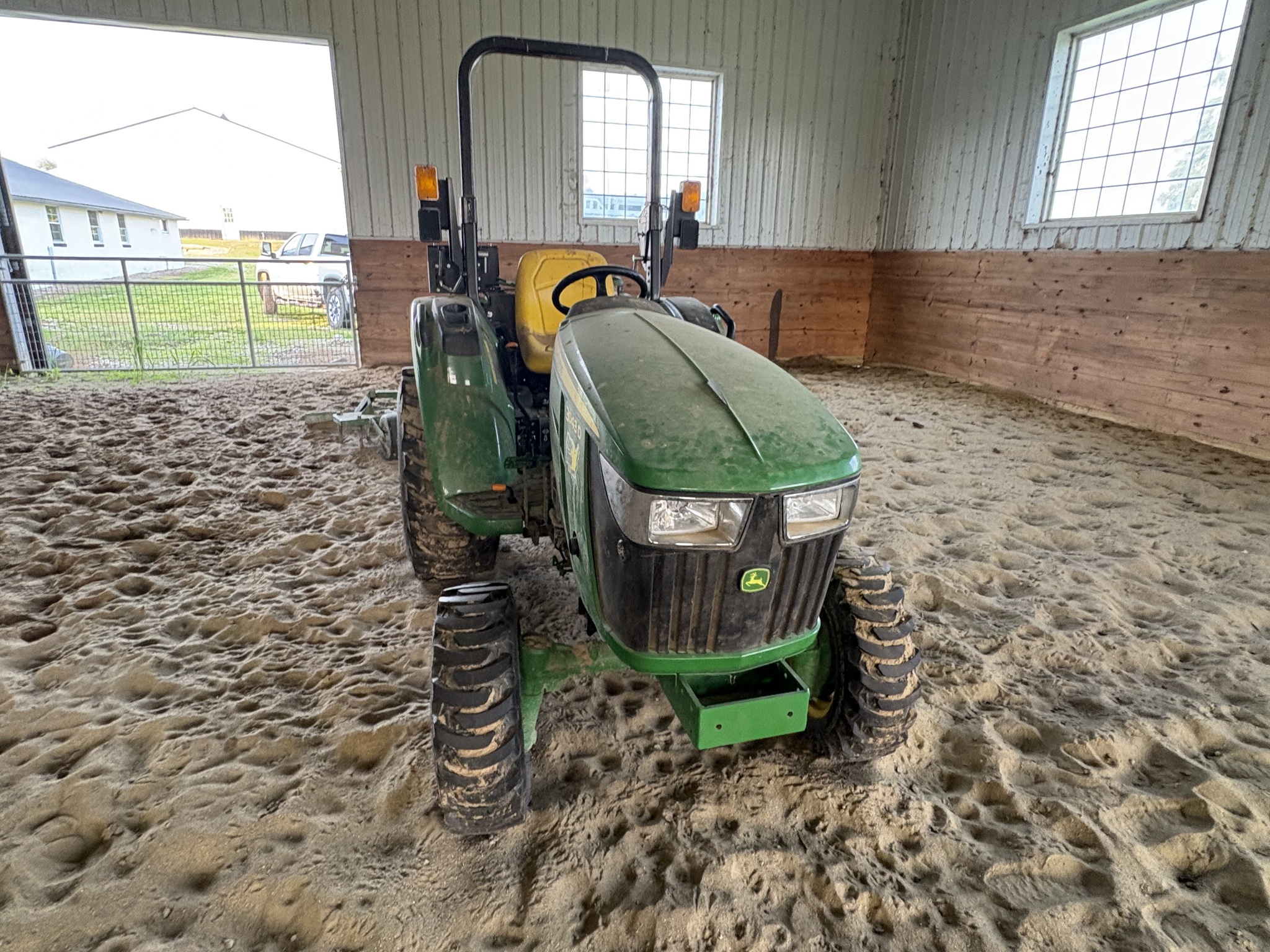2021 John Deere 3043D Image 8