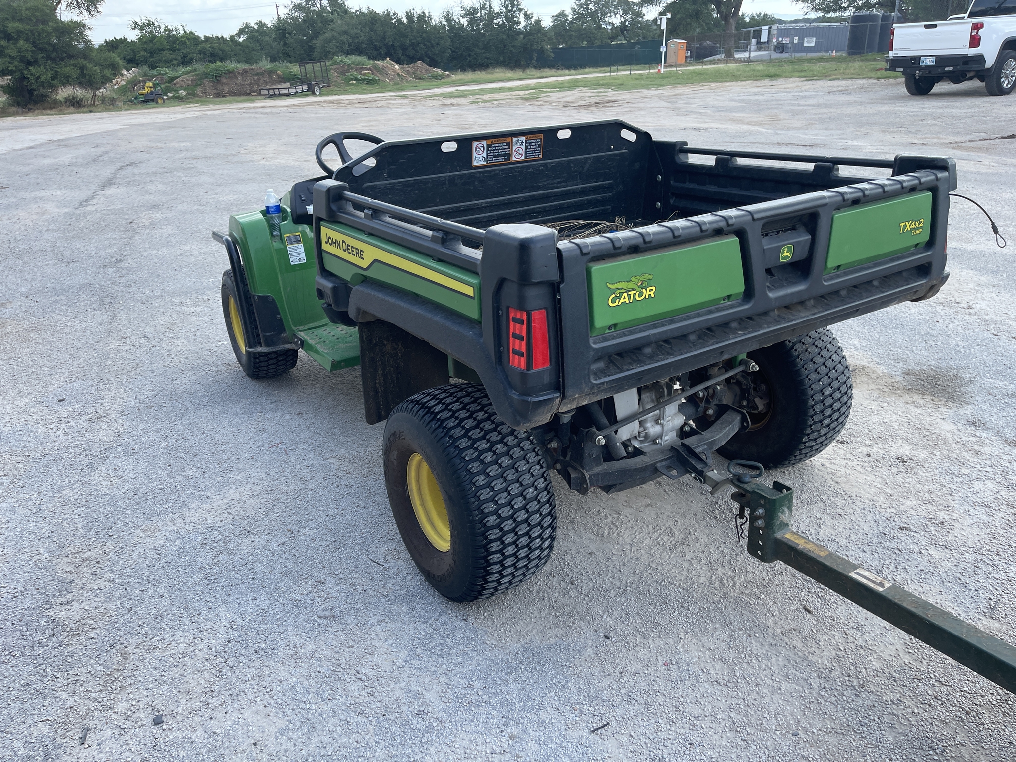 2021 John Deere TX Turf Image 9