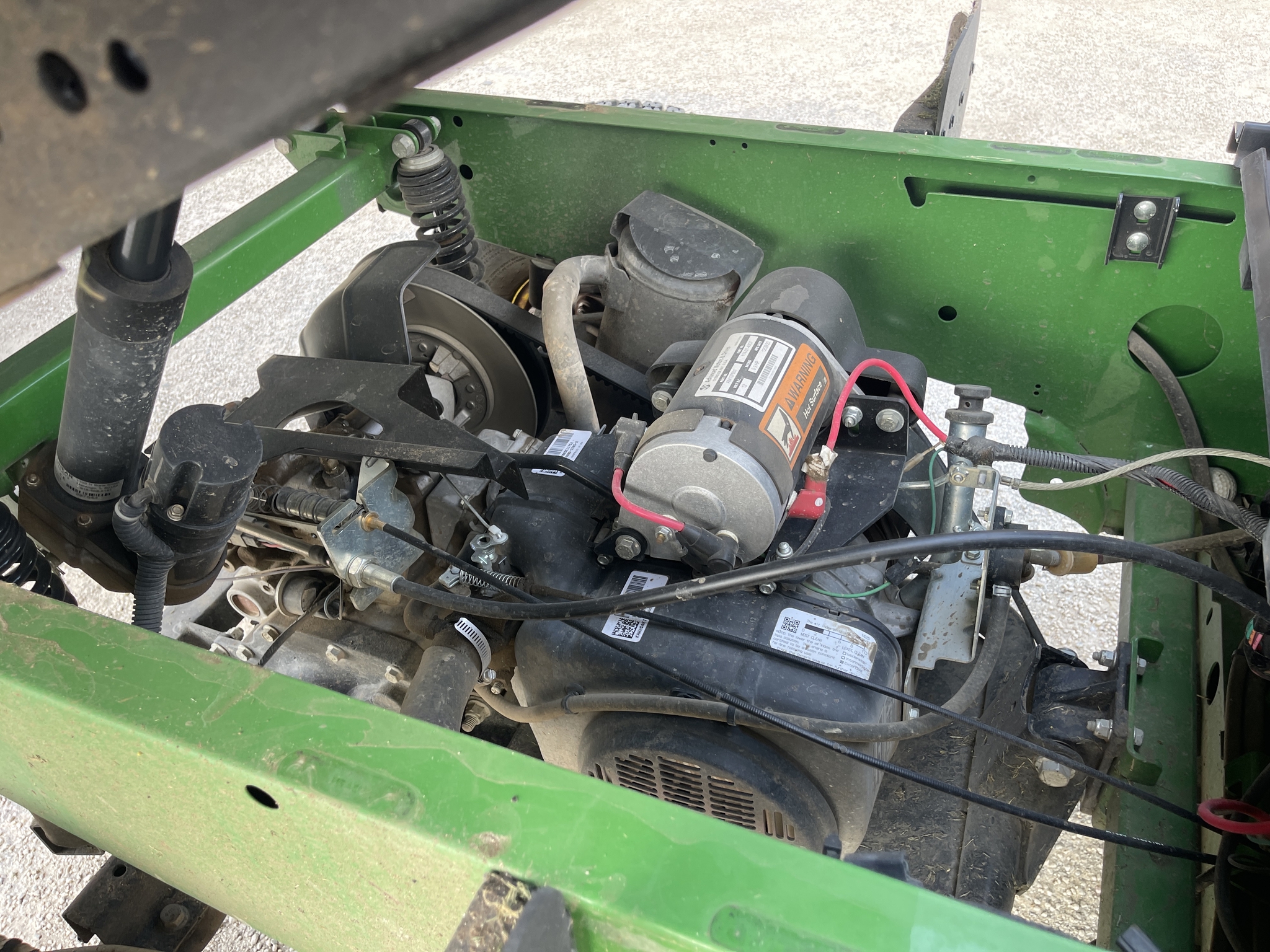 2021 John Deere TX Turf Image 14