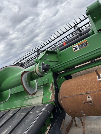 Used 2018 John Deere 735D Combine Platforms at Horizon Ag & Turf in Lloydminster, AB - Photo6