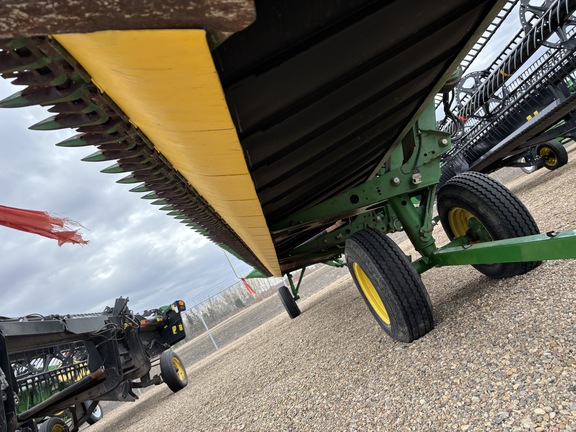Used 2018 John Deere 735D Combine Platforms at Horizon Ag & Turf in Lloydminster, AB - Photo13