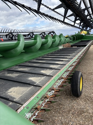 Used 2018 John Deere 735D Combine Platforms at Horizon Ag & Turf in Lloydminster, AB - Photo23