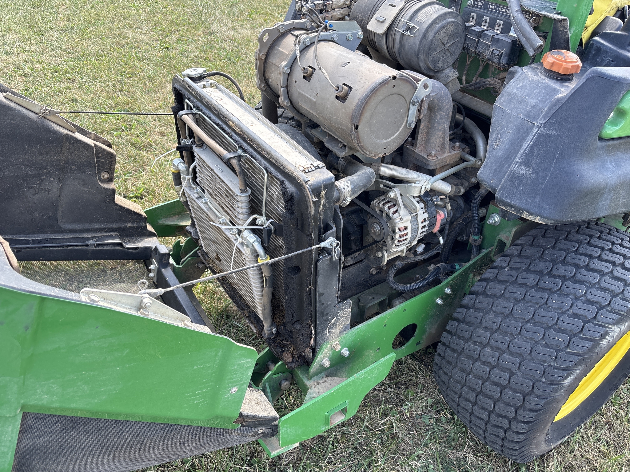 Used 2021 John Deere Z997R Zero Turn Mowers at Koenig Equipment in Urbana, OH - PhotoXL14