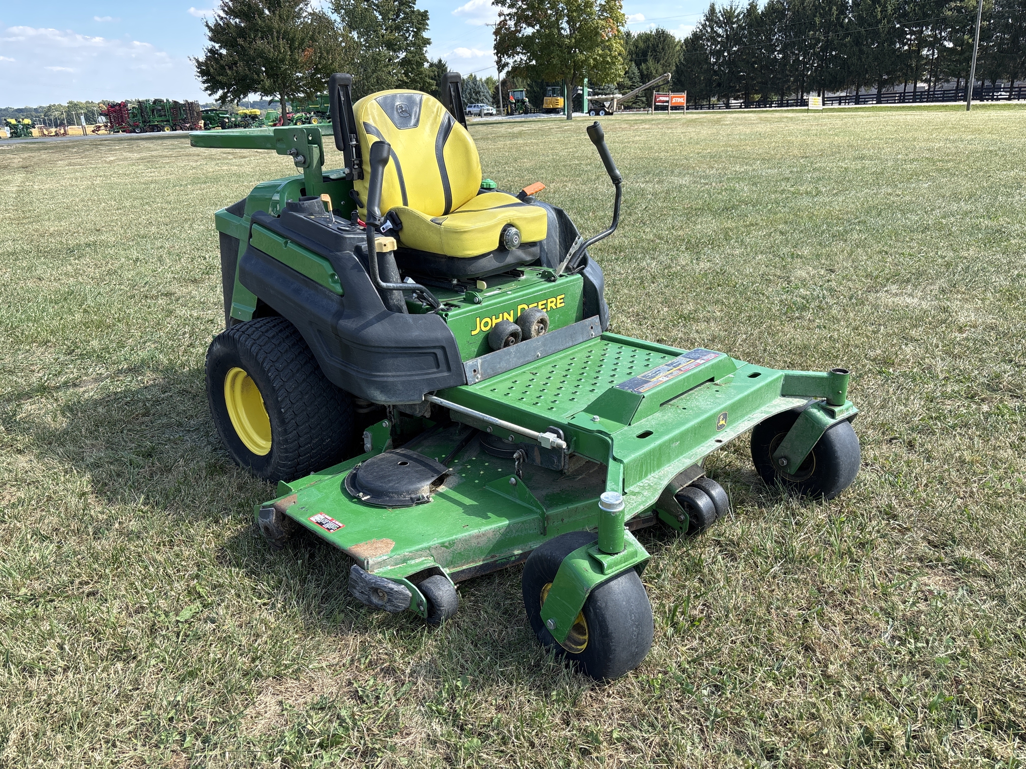 Used 2021 John Deere Z997R Zero Turn Mowers at Koenig Equipment in Urbana, OH - PhotoXL3