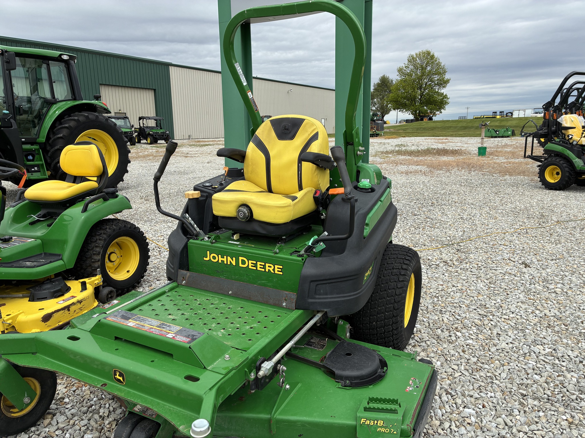 Used 2021 John Deere Z997R Zero Turn Mowers at Koenig Equipment in Greensburg, IN - PhotoXL0