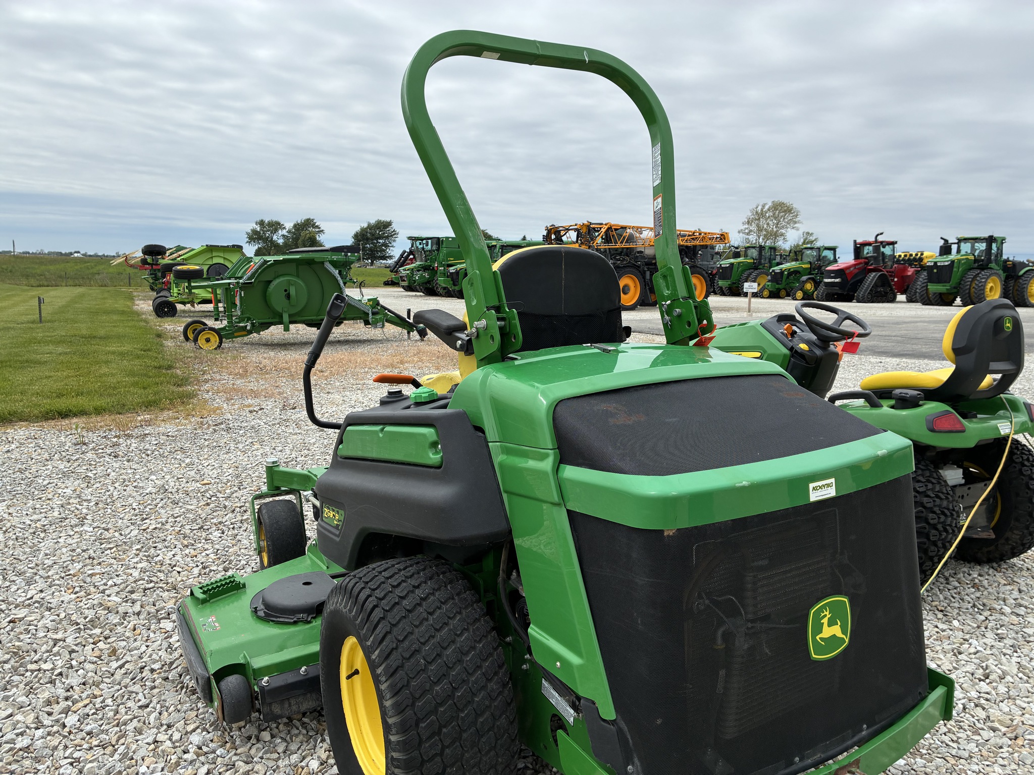 Used 2021 John Deere Z997R Zero Turn Mowers at Koenig Equipment in Greensburg, IN - PhotoXL2