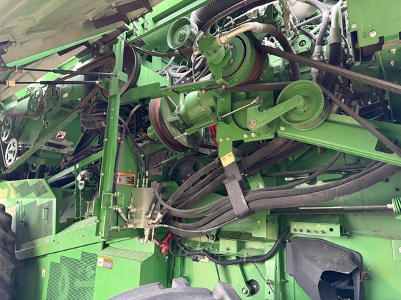 2013 John Deere S680 - Photo16