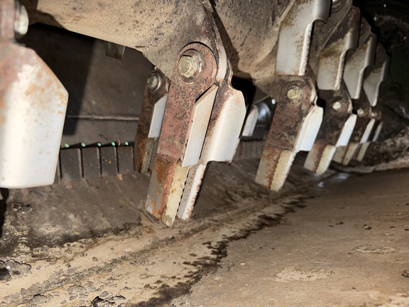 2013 John Deere S680 - Photo18