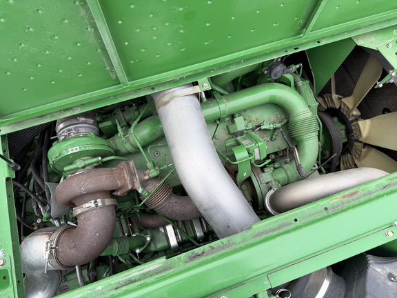 2013 John Deere S680 - Photo32