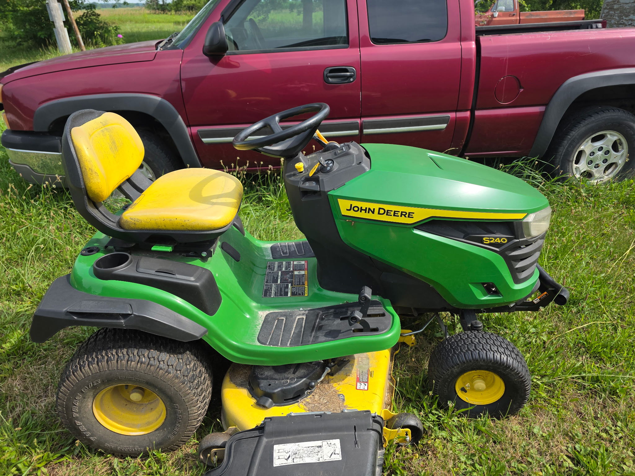 2021 John Deere S240 Image 3