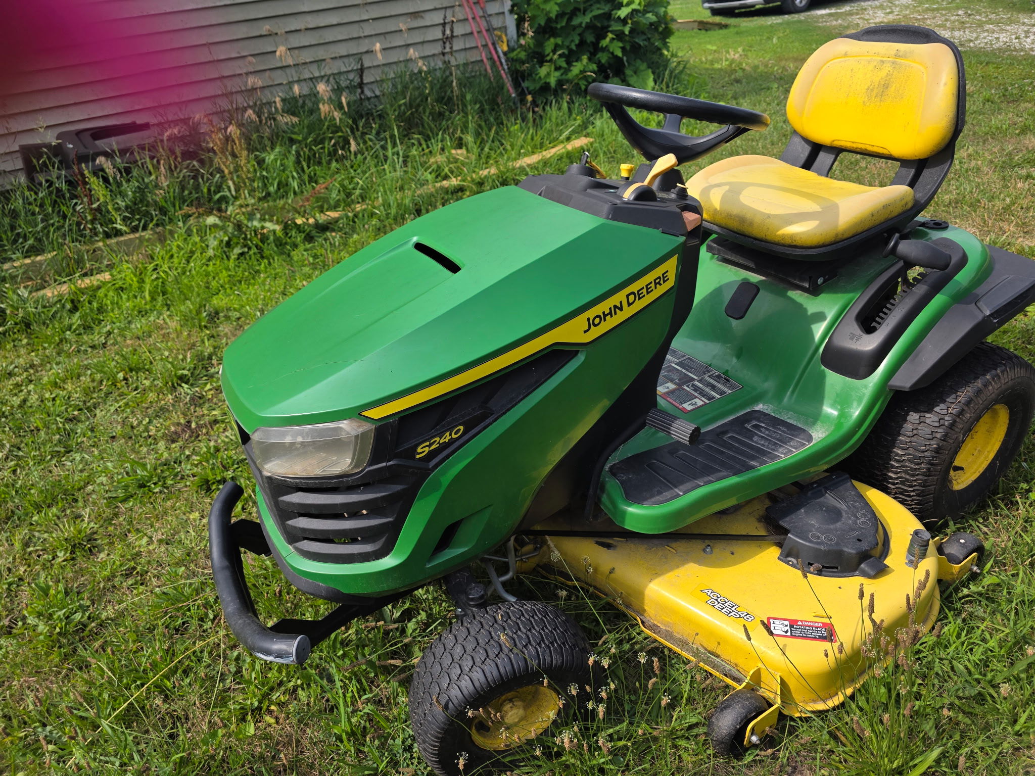 2021 John Deere S240 Image 1