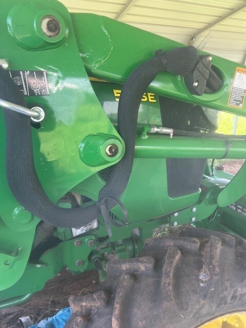 2016 John Deere 5065E Image 12