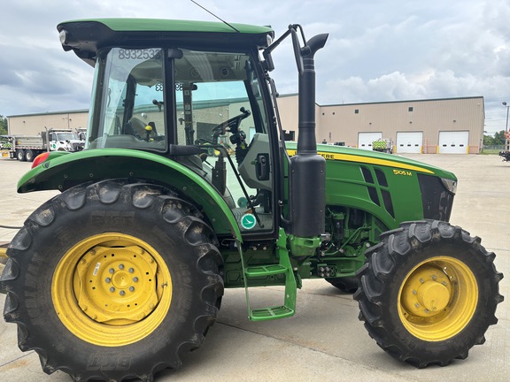 Used 2023 John Deere 5105M Utility Tractors at Koenig Equipment in Anna, OH - Photo2