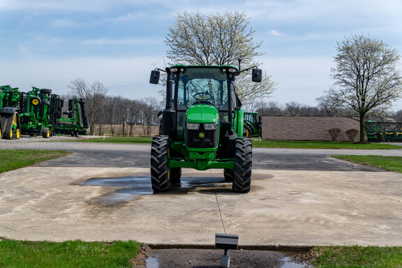 Used 2023 John Deere 5105M Utility Tractors at Koenig Equipment in Anna, OH - Photo7