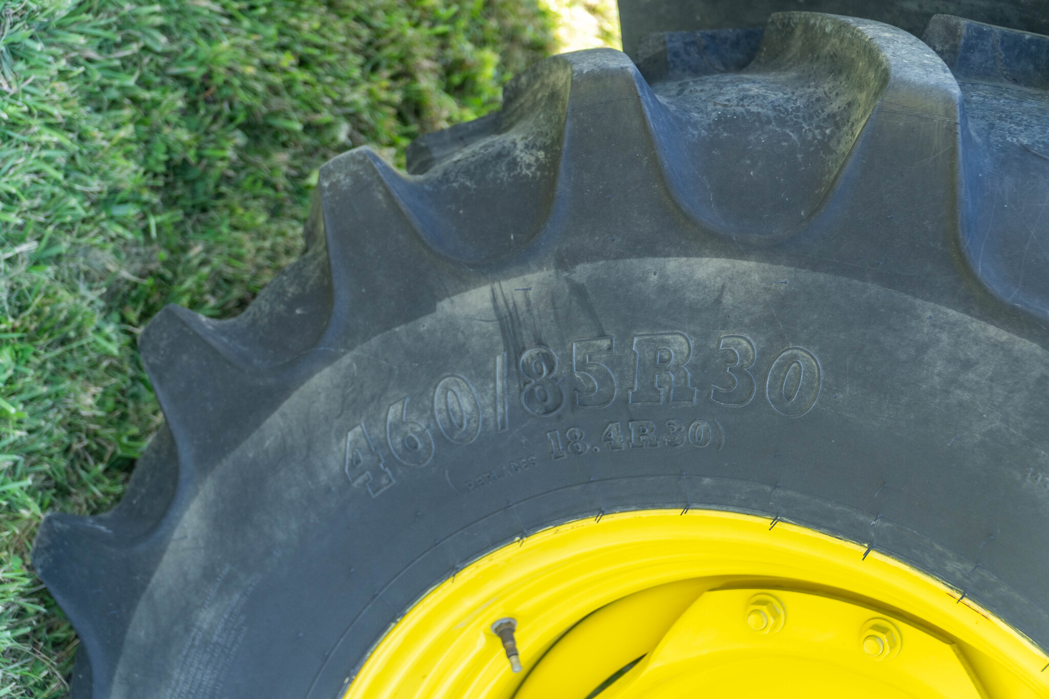 Used 2023 John Deere 5105M Utility Tractors at Koenig Equipment in Anna, OH - PhotoXL11