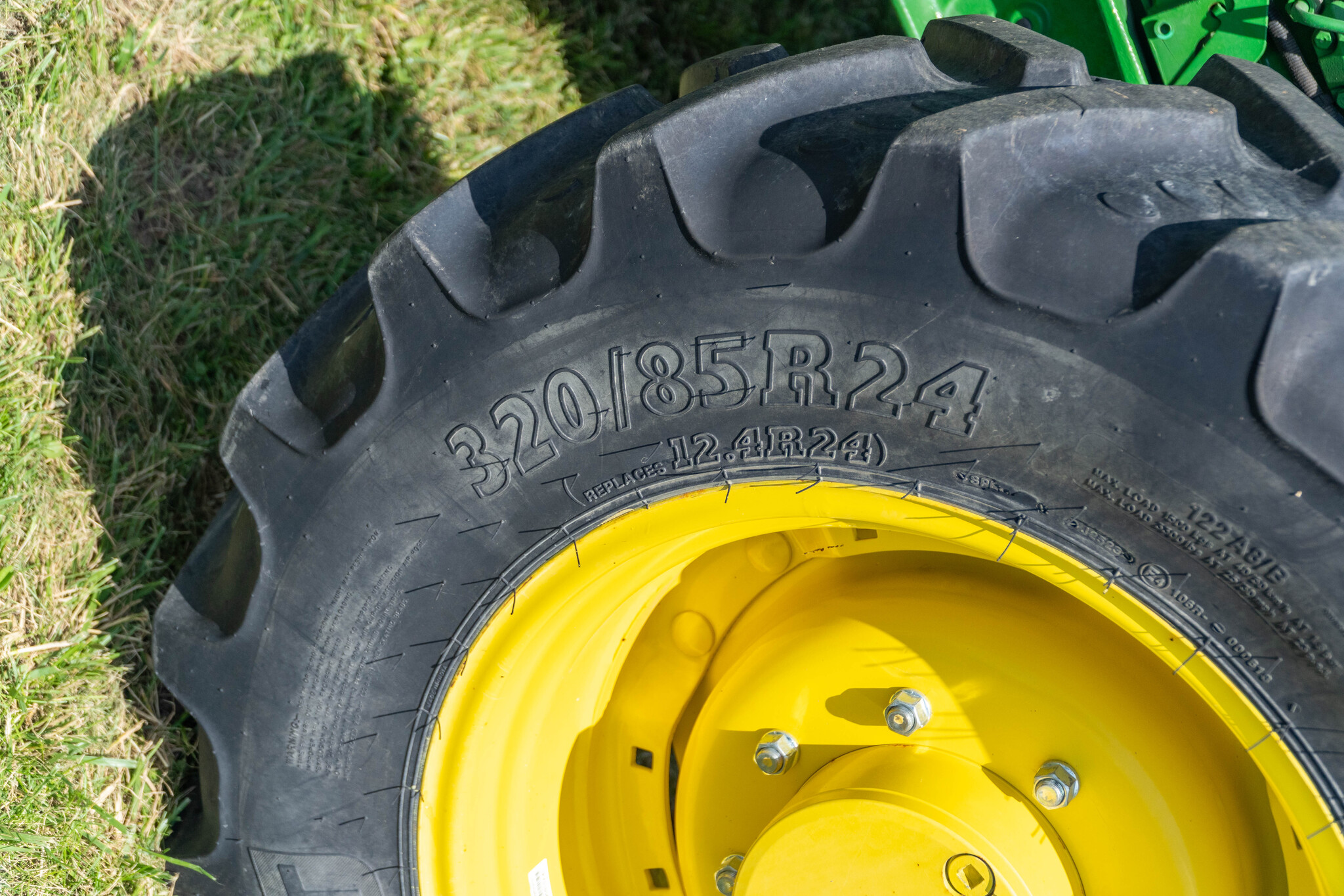 Used 2023 John Deere 5105M Utility Tractors at Koenig Equipment in Anna, OH - PhotoXL10