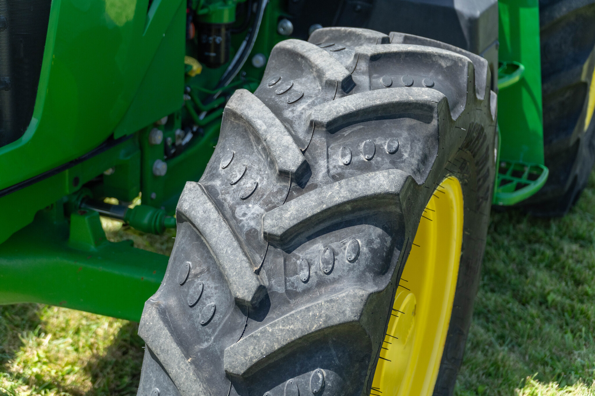 Used 2023 John Deere 5105M Utility Tractors at Koenig Equipment in Anna, OH - PhotoXL12
