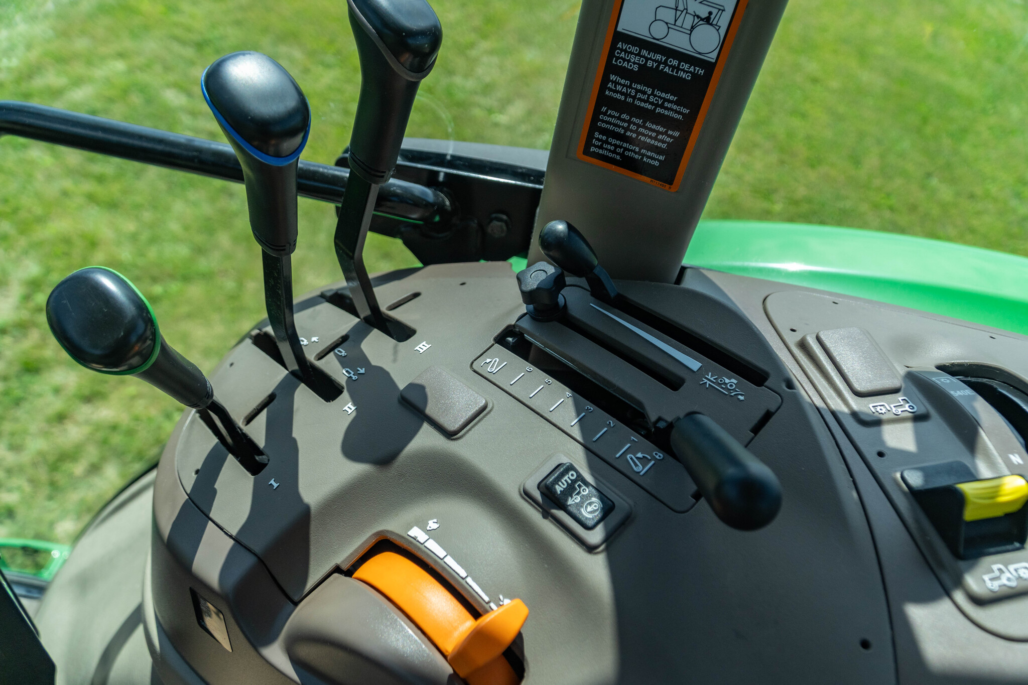 Used 2023 John Deere 5105M Utility Tractors at Koenig Equipment in Anna, OH - PhotoXL28