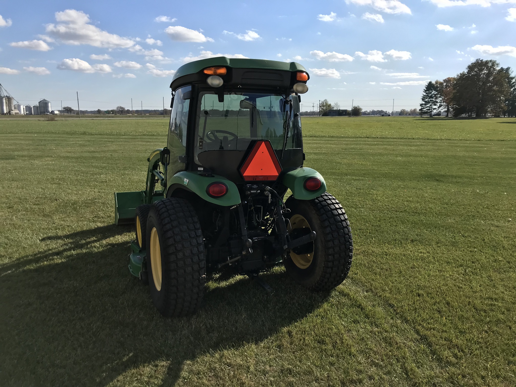 2011 John Deere 3520 Image 6