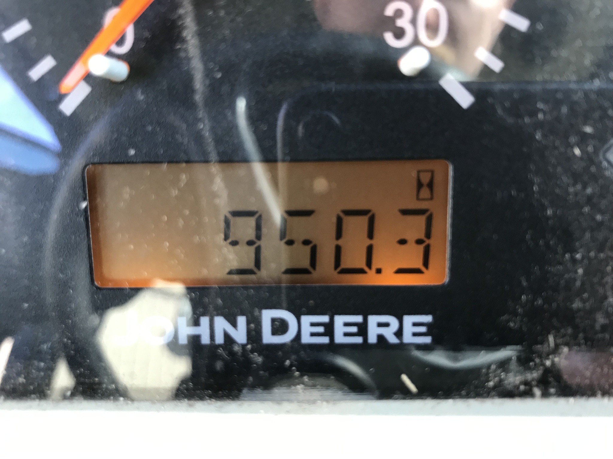 2011 John Deere 3520 Image 11