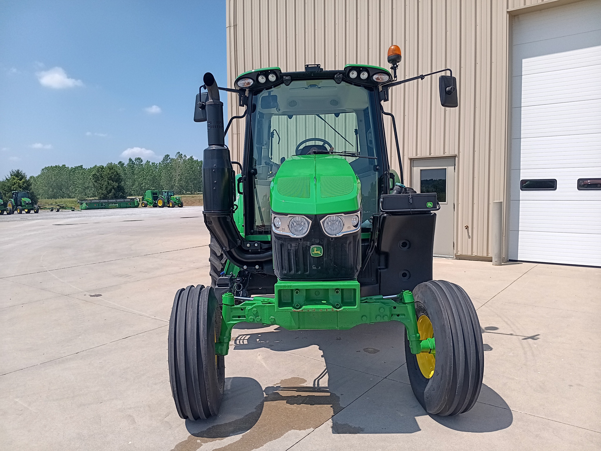 2023 John Deere 6110M Image 8