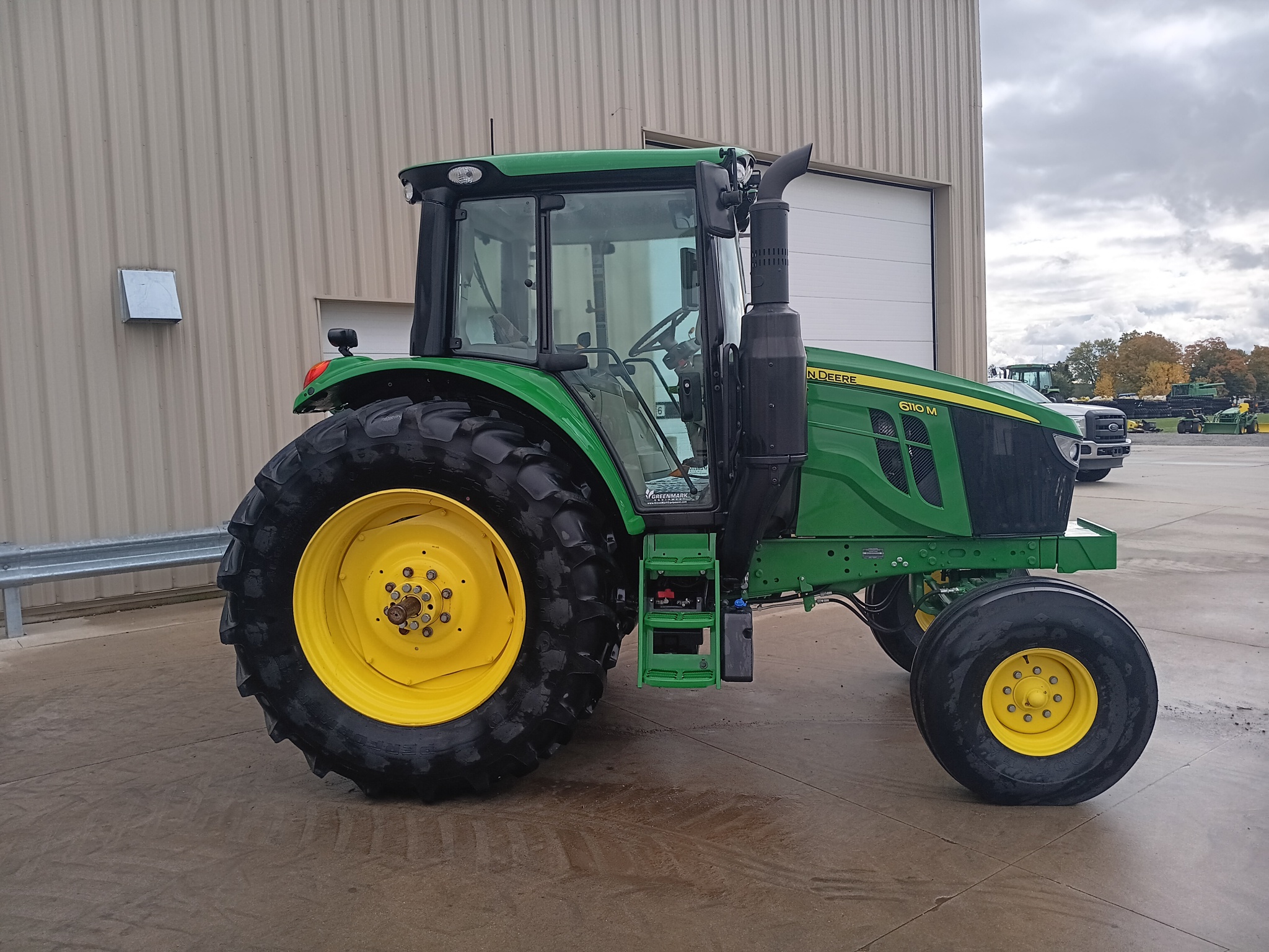 2023 John Deere 6110M Image 2