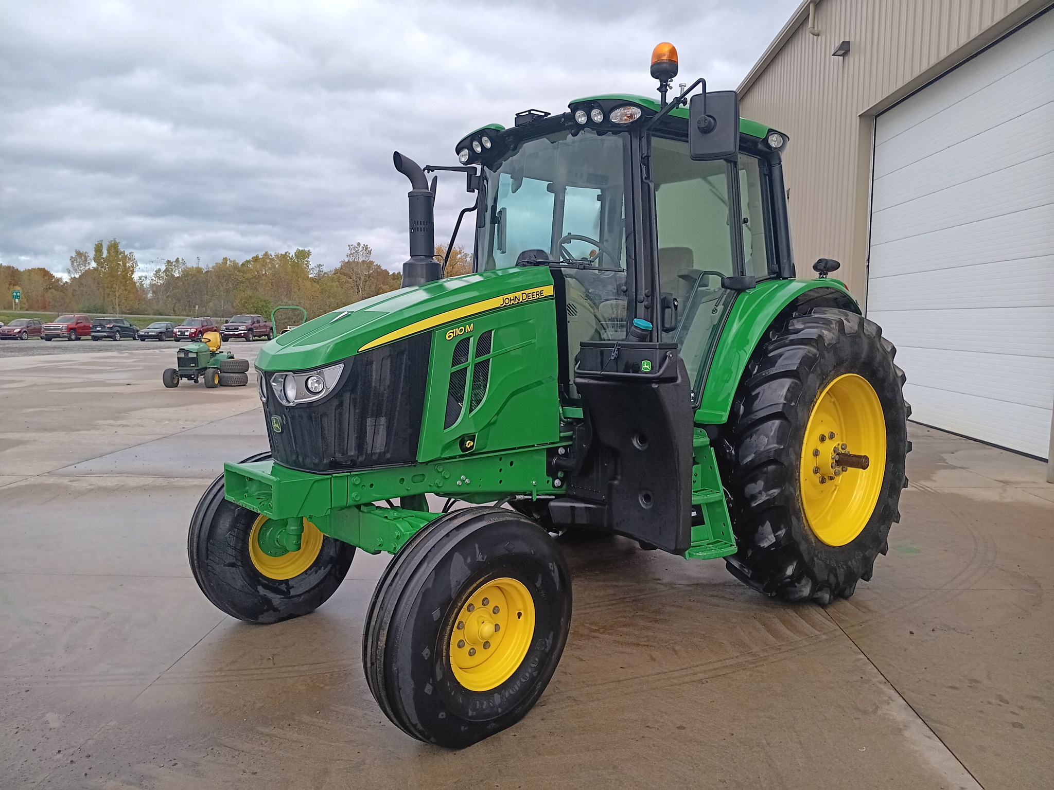 2023 John Deere 6110M Image 8