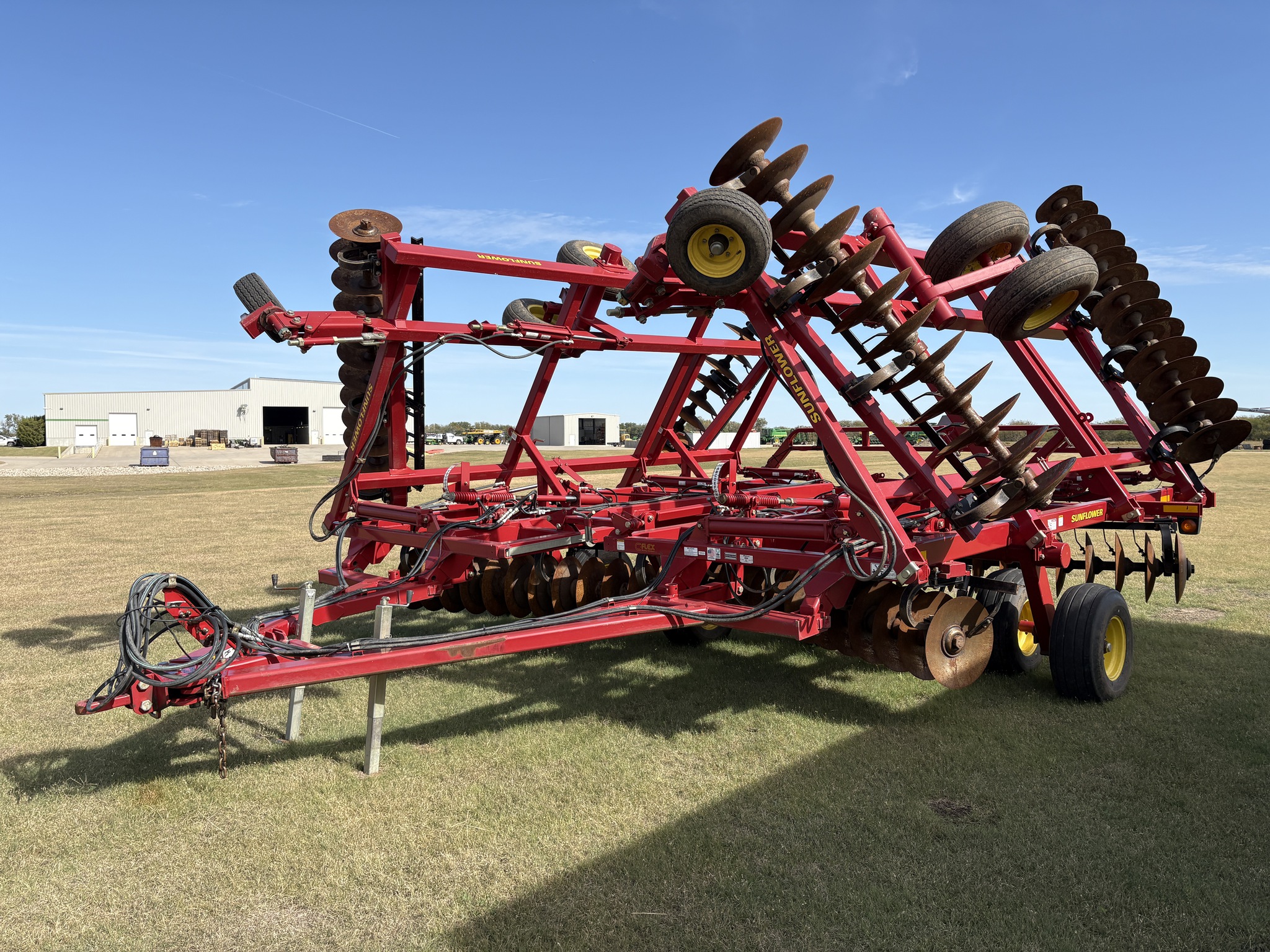 2005 Sunflower 1444-36 Image 2