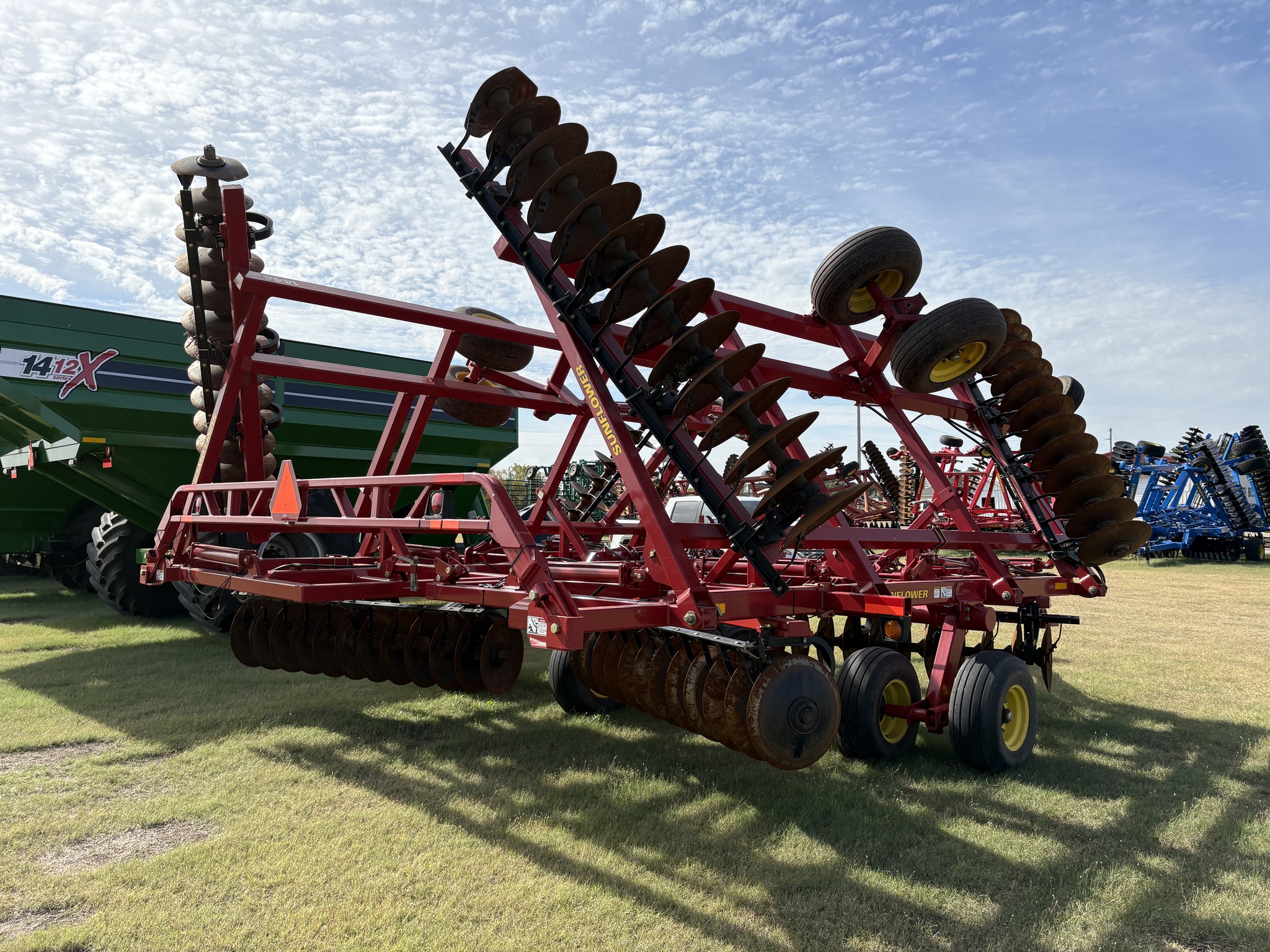 2005 Sunflower 1444-36 Image 4