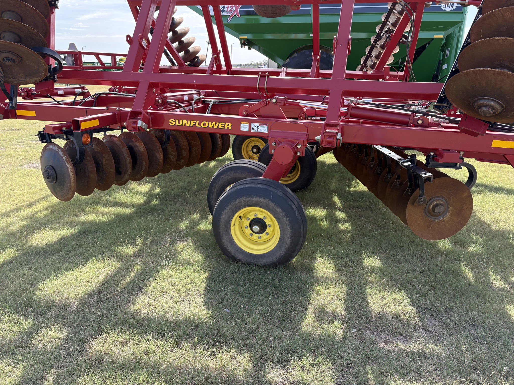 2005 Sunflower 1444-36 Image 6