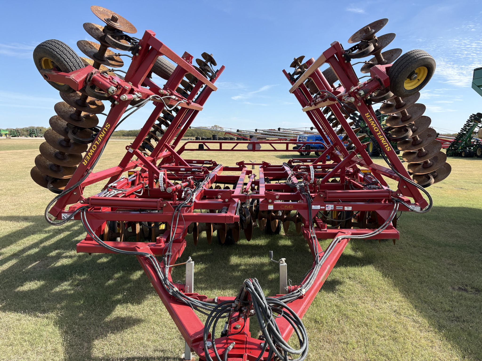 2005 Sunflower 1444-36 Image 8