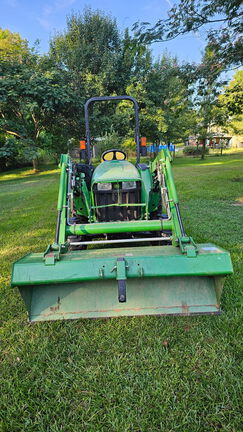 2017 John Deere 3025E