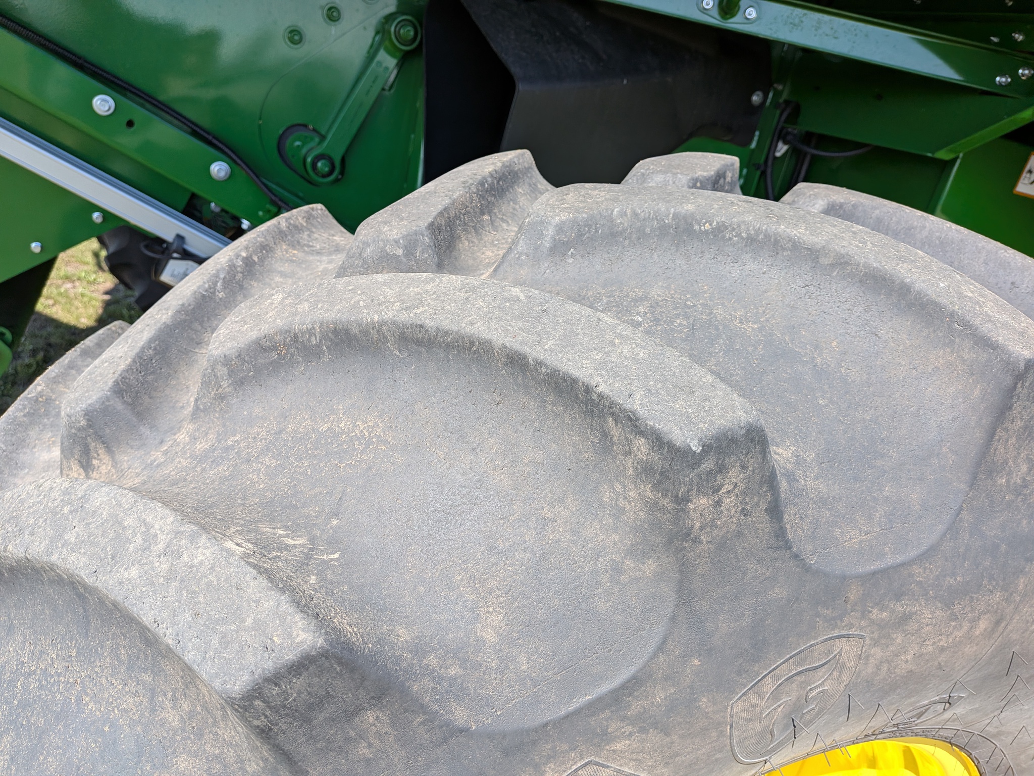  2022 John Deere S770 at Heritage Tractor in Galesburg, IL