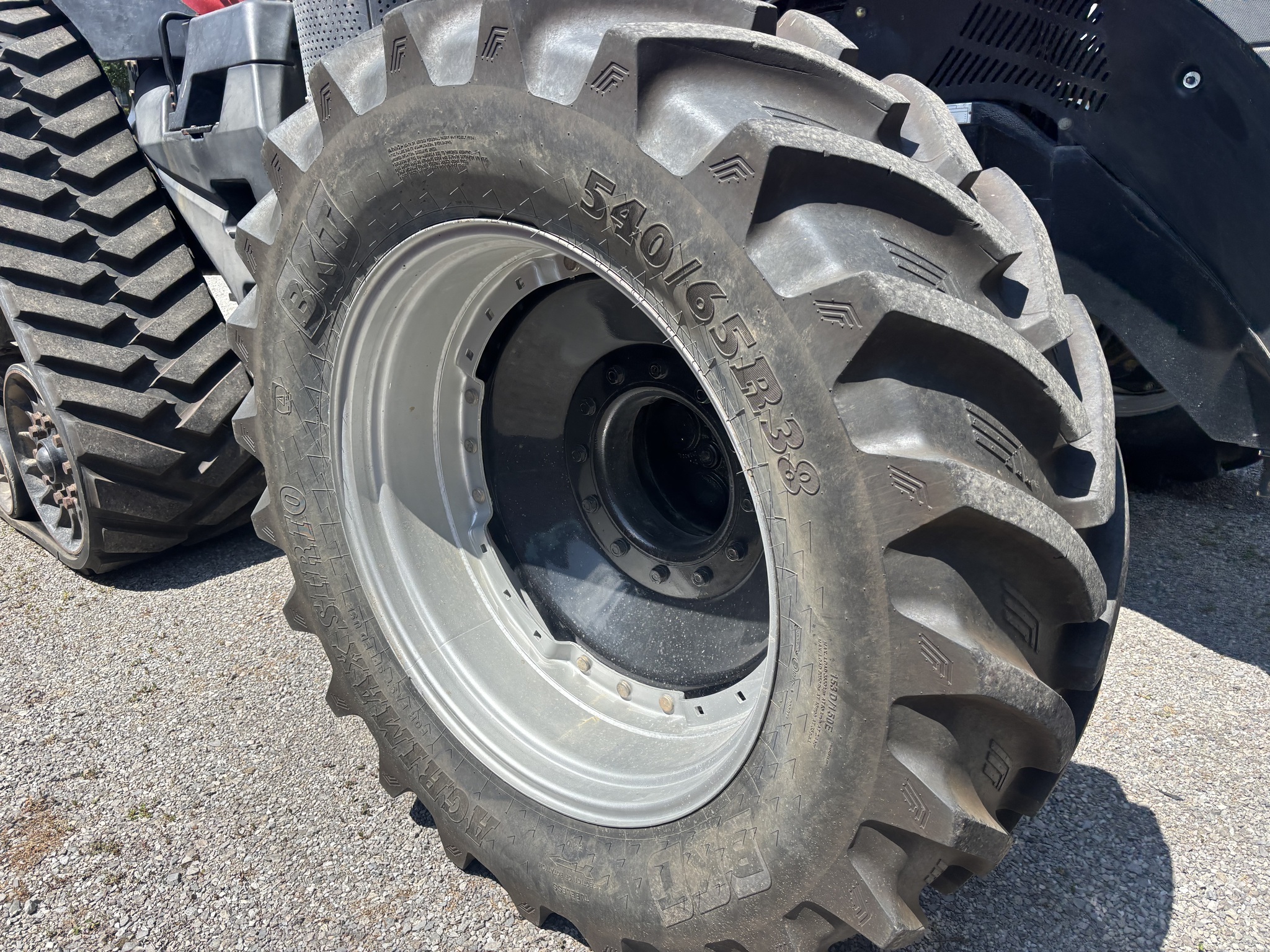 2015 Case IH Magnum 380 Rowtrac Image 8