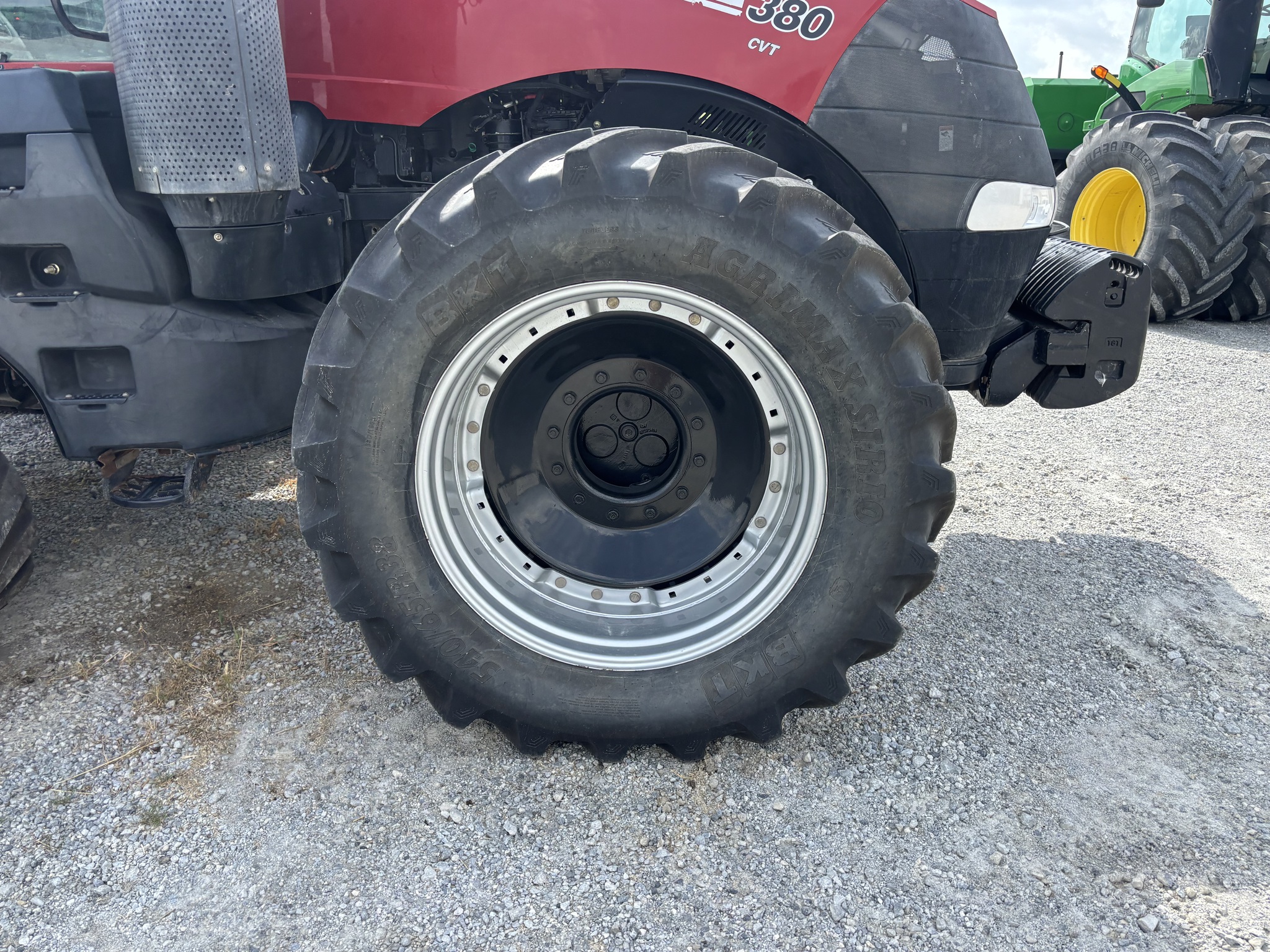 2015 Case IH Magnum 380 Rowtrac Image 24