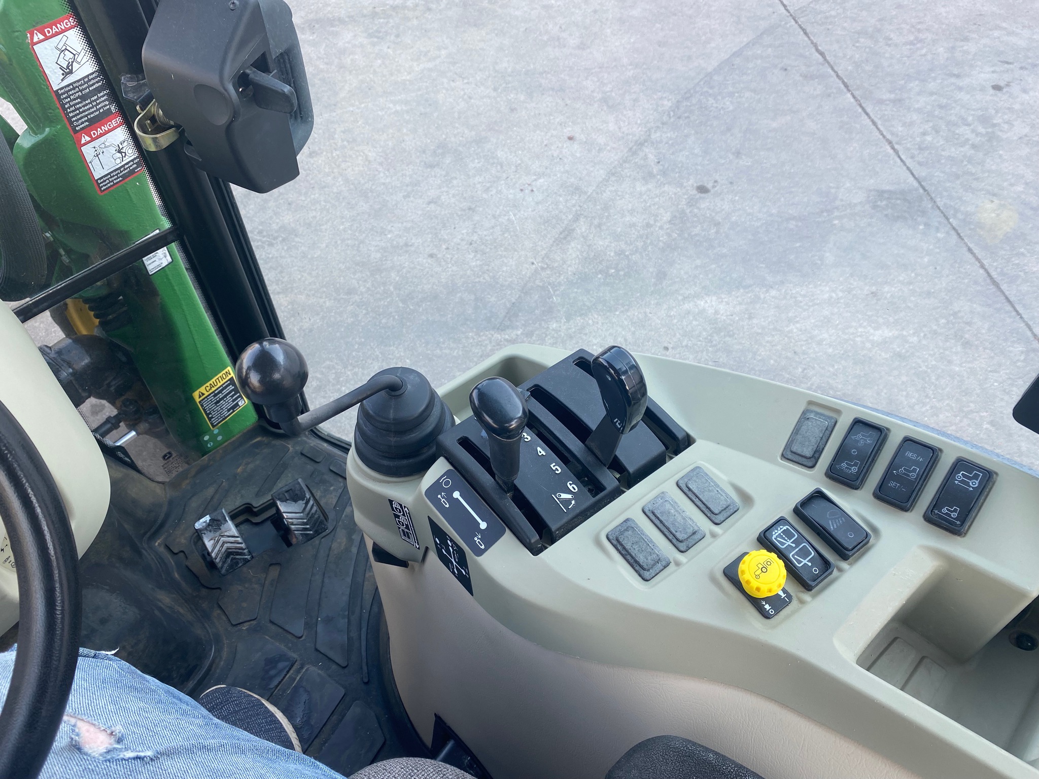 2008 John Deere 4720 Image 13