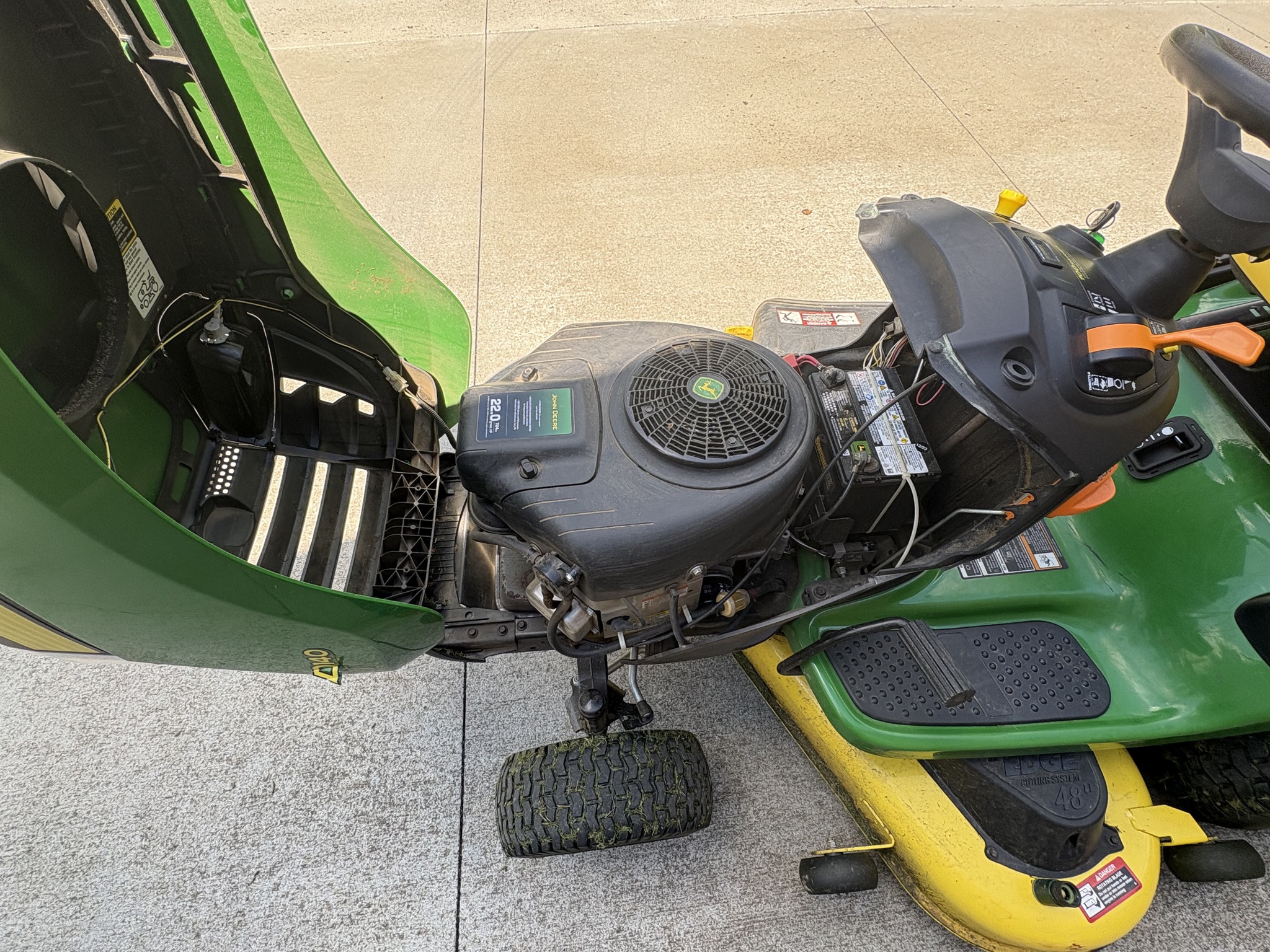 2016 John Deere D140 Image 6