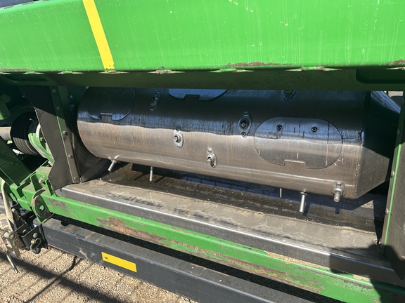 Used 2013 John Deere 635FD Combine Platforms at Horizon Ag & Turf in Lloydminster, AB - Photo12