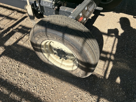 Used 2013 John Deere 635FD Combine Platforms at Horizon Ag & Turf in Lloydminster, AB - Photo14