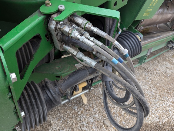 Photo of 2013 John Deere 640FD
